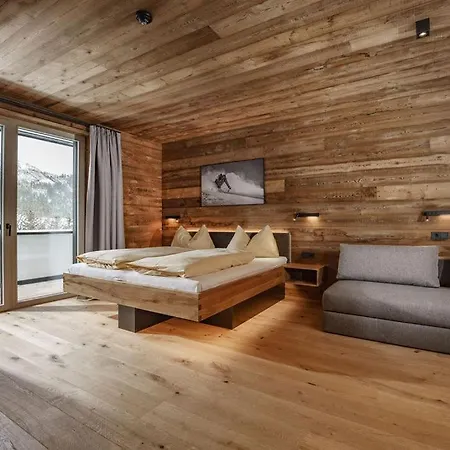 Chalet Ski-in Ski-out Schladming