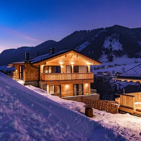 Ski-in Ski-out Chalet Schladming